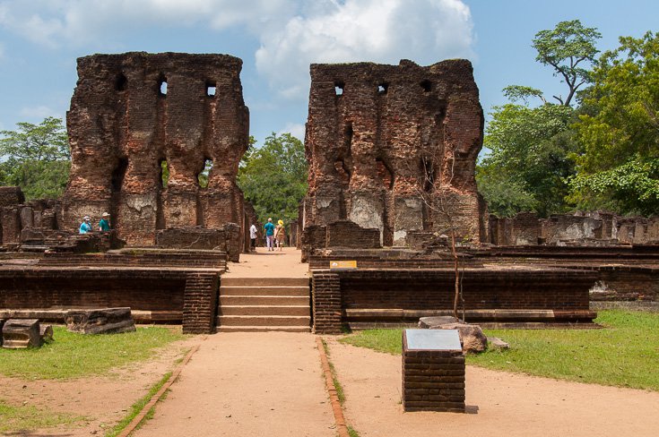 Polonnaruwa ruins